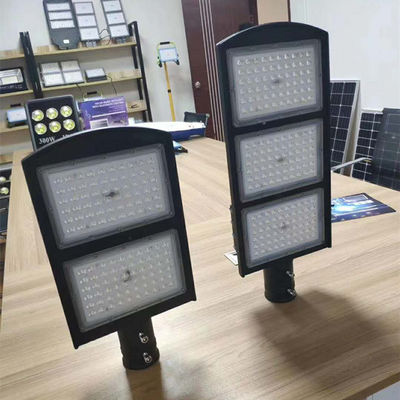 120W ve 180W Hepsi Bir Arada Güneş Enerjili Sokak Lambasının Yeni Tasarımı