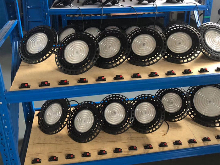 Akaryakıt İstasyonu ve Plat Form Alüminyum Malzeme için SMD 3030 100W Yüksek Bay Ufo Işıkları