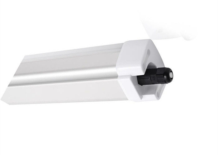 90LM/W Mükemmel Verimlilik AC100 - Yıkama İşlemi için 277V Led Tri Proof Light